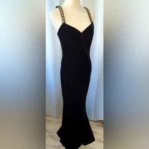 Robe De Bal Vintage Frank Usher Taille 14 – Velours Noir Sans Manches, Noeuds Dos